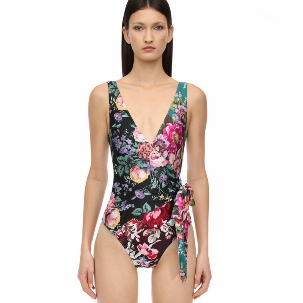 Beautiful Zimmermann Allia wrap-effect black/floral print swimsuit😍